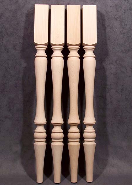 Gambe di legno per tavolo molto belle, con snella forma tornita speciale, TL30