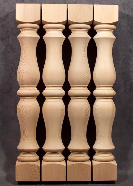 Gambe di legno per tavolo tornite con motivo simmetrico, TL13