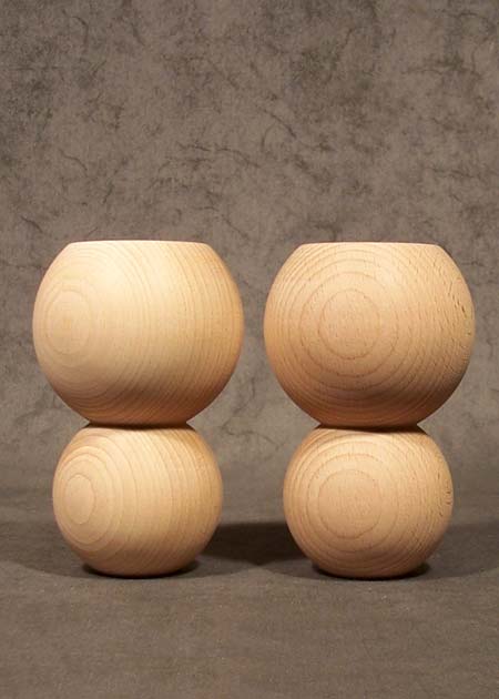 Piedi per mobili in legno con sfere tornite una sull’altra, GM22