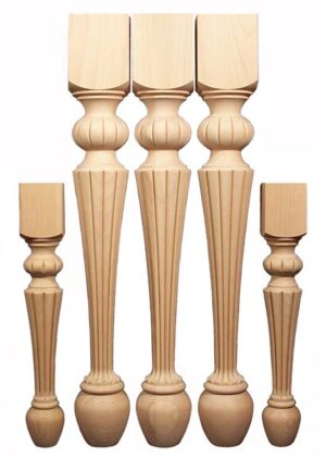 Gambe per tavoli in legno in stile identico, in due diverse misure, TL51