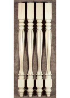 Gambe per tavolo in legno con fitta decorazione fresata, TL52